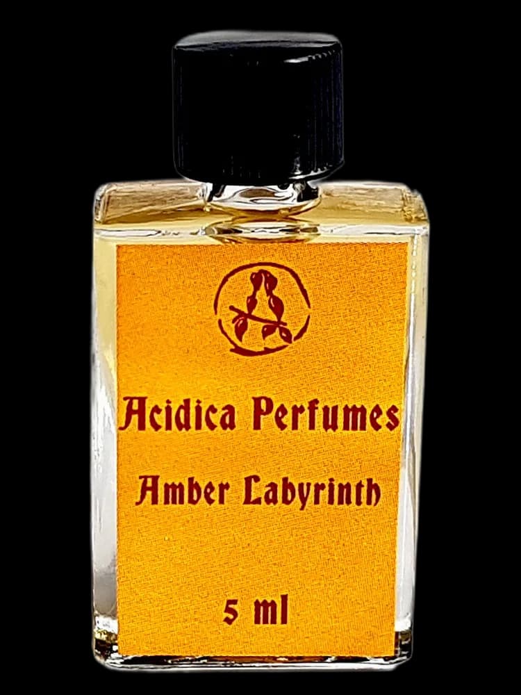 Amber Labyrinth bottle