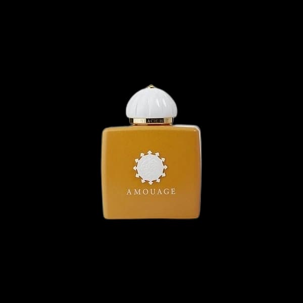 Beach Hut Woman bottle