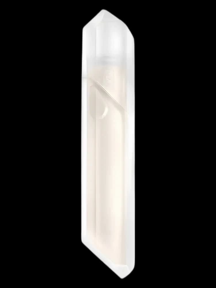 Crystal Gardenia Oud bottle
