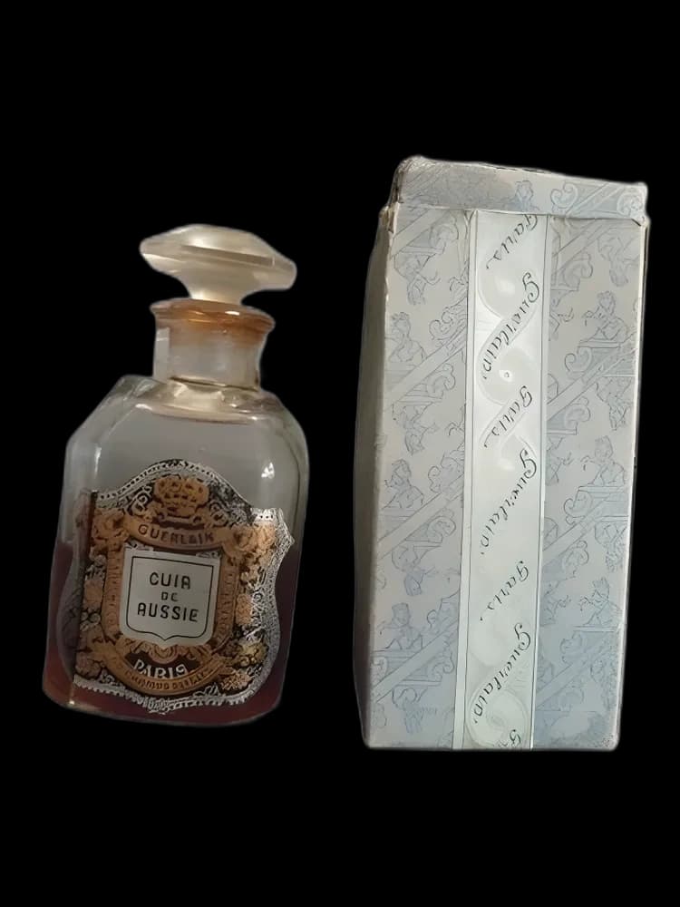 Cuir de Russie bottle