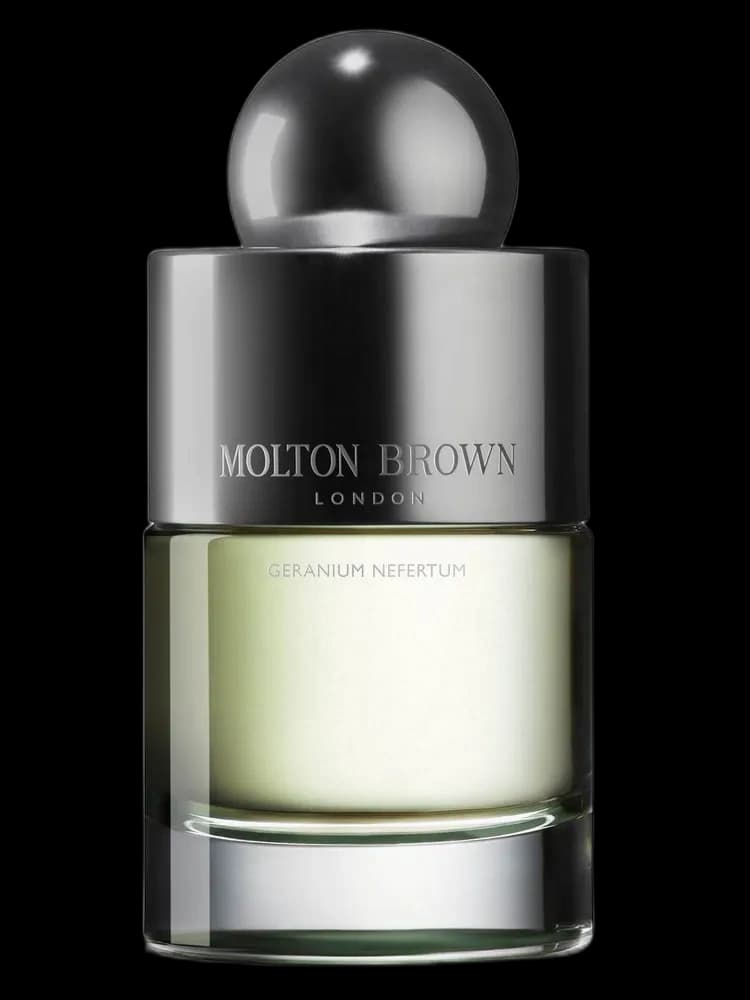 Geranium Nefertum bottle