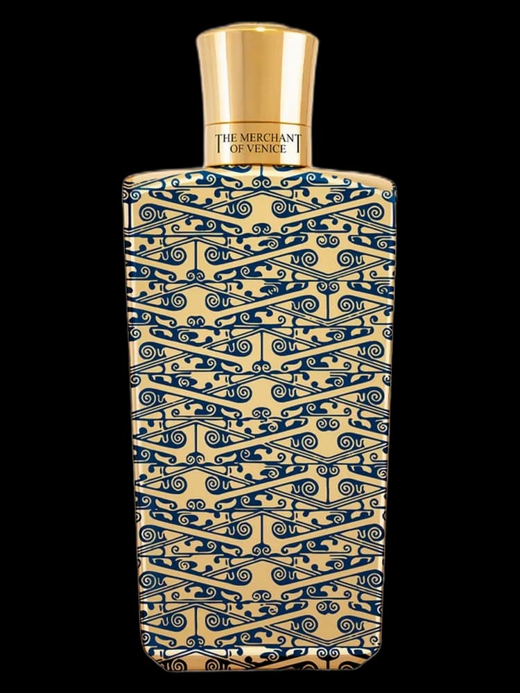 Gold Regatta bottle